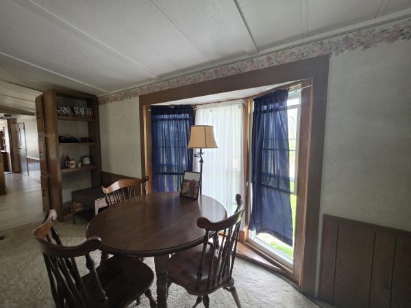 1986 SKYLINE ab Mobile Home