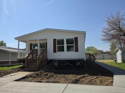 Mobile Home at 46 C St SW Navarre, OH 44662