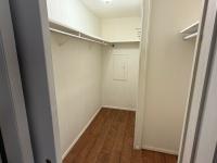 1975 LAKS Double Mobile Home