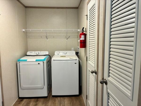 2026 clayton 95ADR28523AH26 Mobile Home