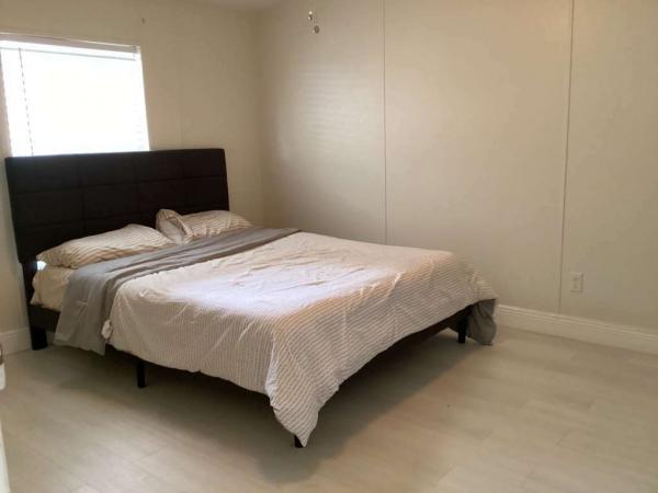 2000 Skyline HS Mobile Home
