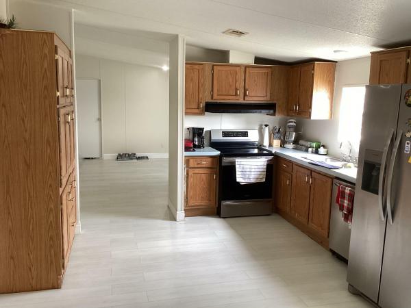 2000 Skyline HS Mobile Home