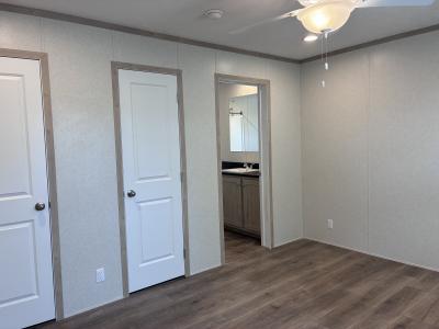 Photo 5 of 9 of home located at 231 E Mactavish Ct Highland, MI 48357