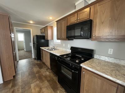 Mobile Home at 4831 Carlton Rd Sterling Heights, MI 48310