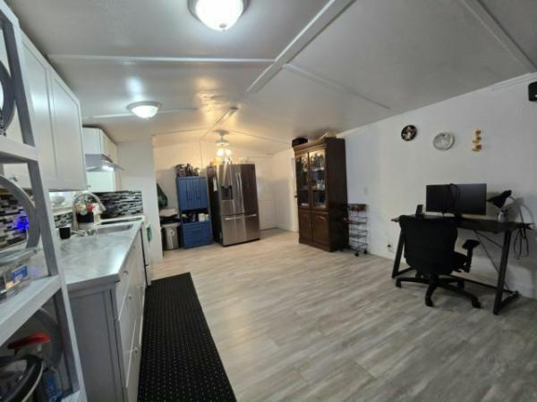 1984 Mana Manufactured Home