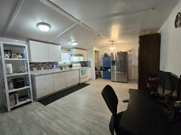 1984 Mana Manufactured Home