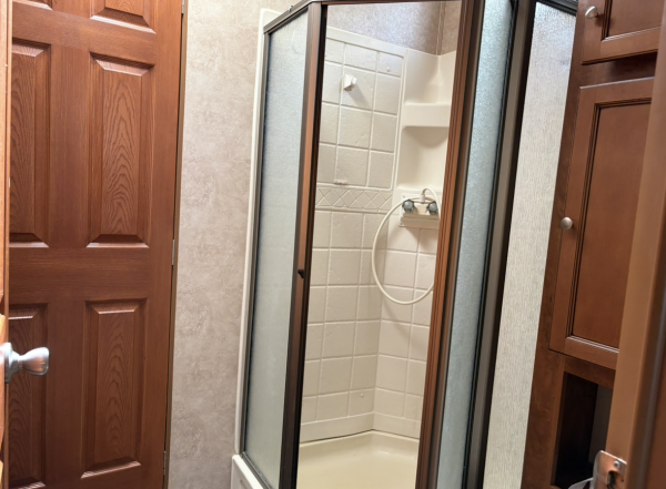2011 KEYSTONE Residence Mobile Home