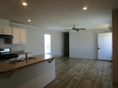 Photo 4 of 16 of home located at 23702 Hickory Lane Brownstown, MI 48174