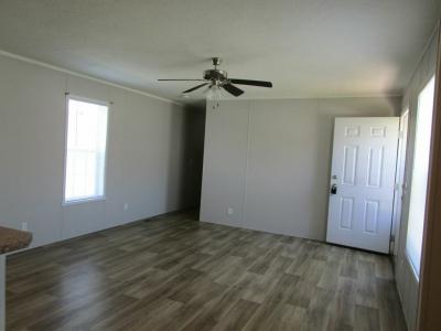 Photo 5 of 16 of home located at 23702 Hickory Lane Brownstown, MI 48174