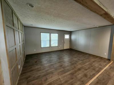 Photo 5 of 12 of home located at 10420 Us Hwy 31, #440 Tanner, AL 35671