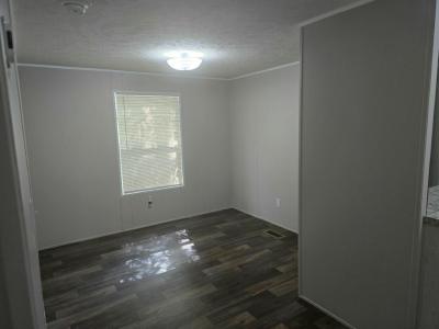 Photo 5 of 15 of home located at 7400 Glen Leaf Dr., #49 Shreveport, LA 71129