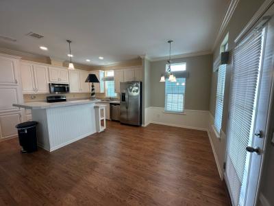 Photo 4 of 16 of home located at 48 NE Driftwood Dr Jensen Beach, FL 34957