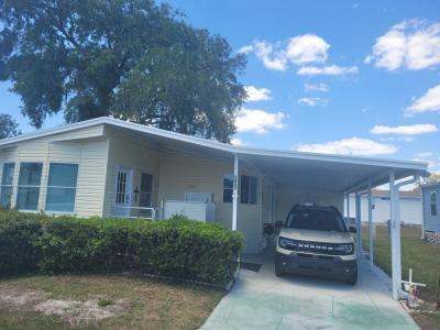 Photo 2 of 20 of home located at 5853 Naples Dr Zephyrhills, FL 33540