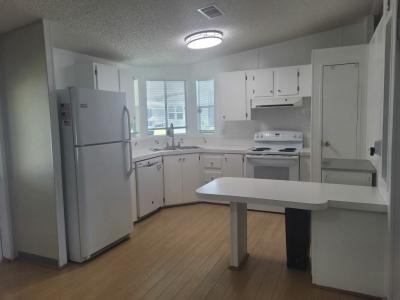 Photo 3 of 20 of home located at 5853 Naples Dr Zephyrhills, FL 33540