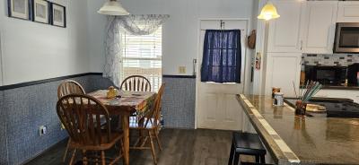 Photo 4 of 14 of home located at 420 Kingslake Drive Debary, FL 32713