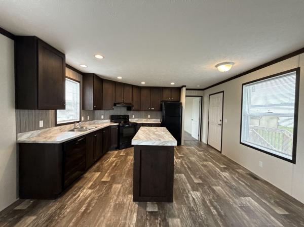 2022 Clayton 96PLH16763QH22S  Home