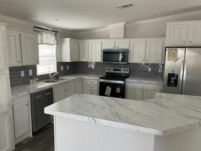 Photo 3 of 13 of home located at 501 Old Colony Rd. Leesburg, FL 34748