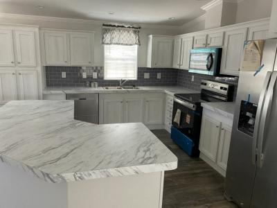 Photo 5 of 13 of home located at 501 Old Colony Rd. Leesburg, FL 34748