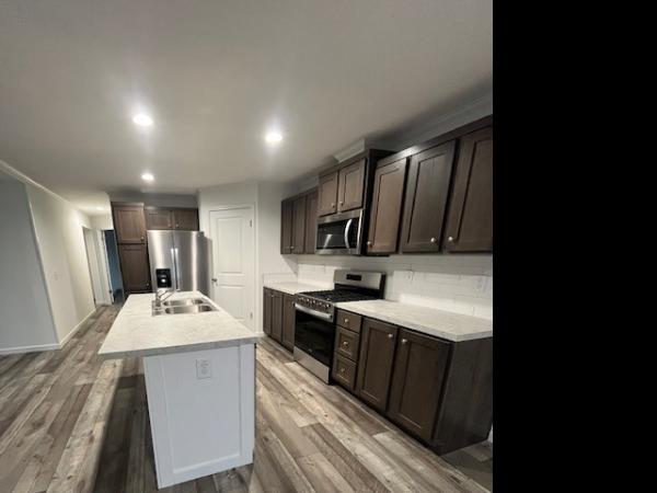 2025 Colony 112 550BP99999M  Home