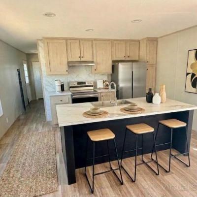 Photo 4 of 23 of home located at 111 Cardinal Ave Raeford, NC 28376