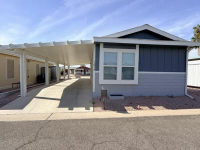 Photo 3 of 20 of home located at 8869 East Baseline Rd Lot 1614 Mesa, AZ 85209