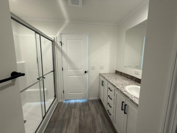 2025 Champion RAPB2848H32170 Mobile Home
