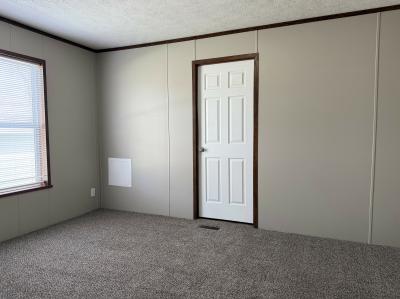 Photo 3 of 9 of home located at 17105 Diane Drive Davisburg, MI 48350