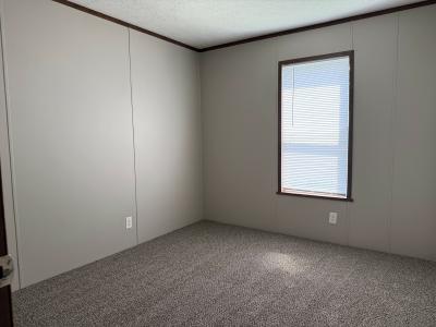 Photo 4 of 9 of home located at 17105 Diane Drive Davisburg, MI 48350