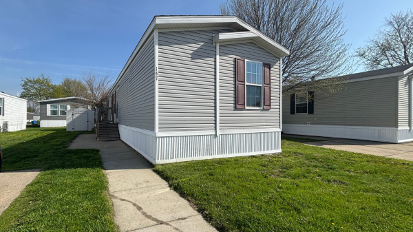 2017 REDMAN Mobile Home For Sale