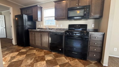 Photo 3 of 9 of home located at 147 Marlene Ct. White Lake, MI 48386