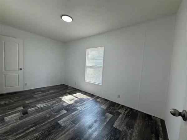 2021 22MHR16663AH21  Home