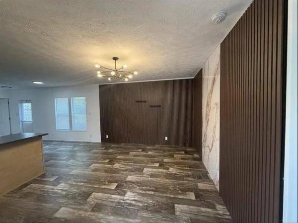 2021 22MHR16663AH21  Home