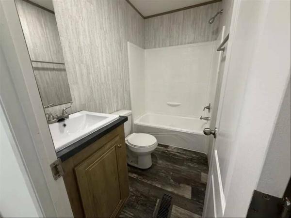 2021 22MHR16663AH21  Home