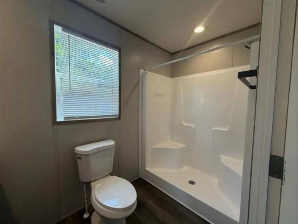 2022 46WIN16602AH22  Home