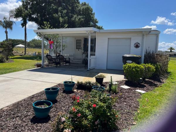 Photo 1 of 2 of home located at 1014 Lacosta Lane #37 Winter Haven, FL 33881