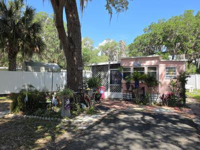 Mobile Home at 10511 Monroe Ct. Lake Wales, FL 33898