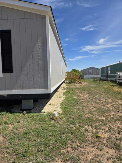 Photo 4 of 16 of home located at 3300 Voight Blvd #424 San Angelo, TX 76905