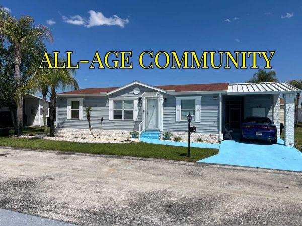 2004  Mobile Home For Sale