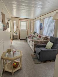 1987 1BR/1BA Mobile Home