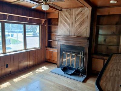 Photo 2 of 6 of home located at 5030 Winnebago Drive Indianapolis, IN 46241