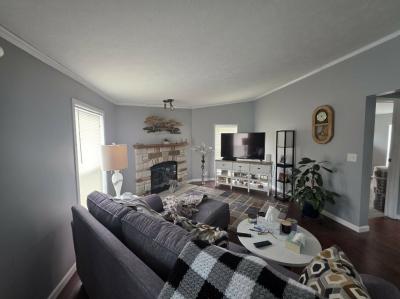 Mobile Home at 3352 Shale Ct Milford, MI 48380