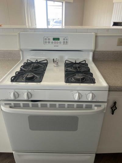 Photo 4 of 17 of home located at 2121 S Pantano Rd Unit 343 Tucson, AZ 85710