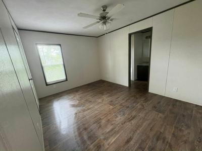 Photo 4 of 13 of home located at 2187 E. Gauthier Road, #526 Lake Charles, LA 70607