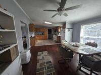 2001 Four Seasons Manufactured Home