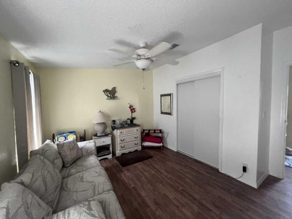 1995 Palm Harbor Manufactured Home