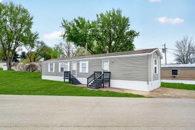 Photo 3 of 26 of home located at 154 Echo Lake E Dr Moore, IN 46158