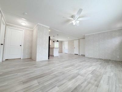 Photo 3 of 39 of home located at 4000 E 134th Street #1001 Chicago, IL 60633