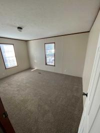 2015 Champion Redman Avantage II  Manufactured Home