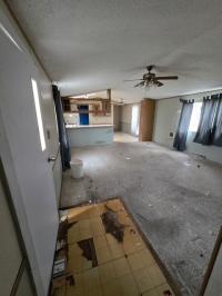 1993 Forest Brook Manufactured Home