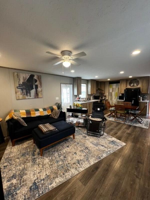 2022 Giles Goldwyn Mobile Home